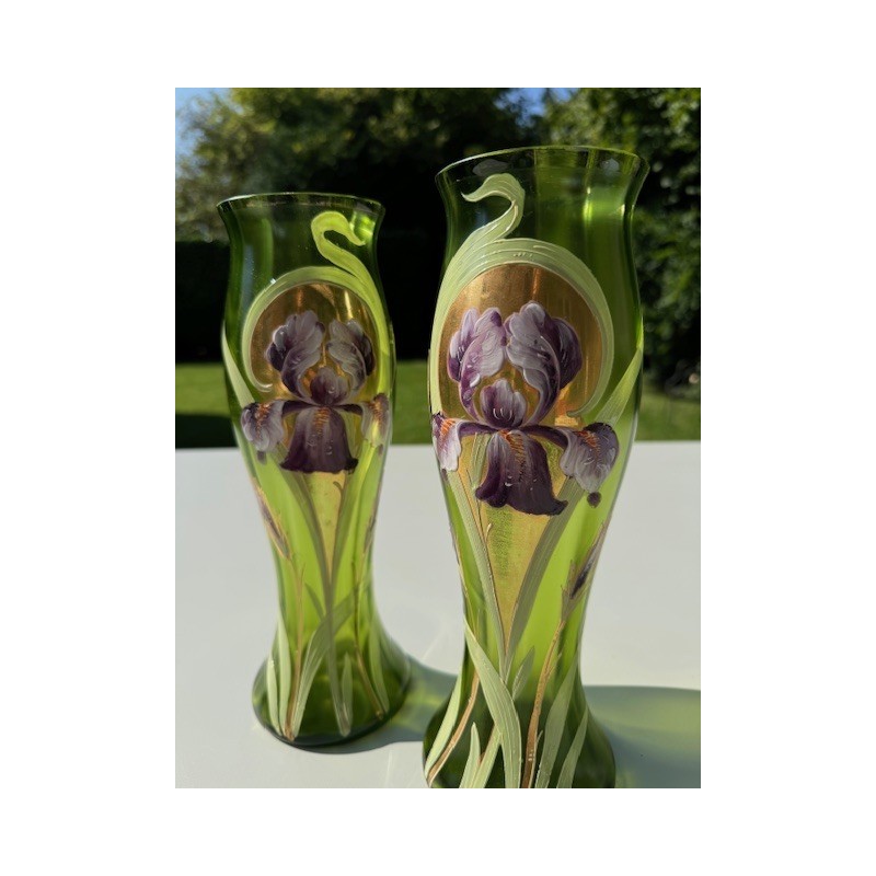 Art Nouveau - Paire de Vases en verre Iris émaillé