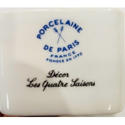 Porcelaine de Paris - Etagère à tiroirs et pots à épices modèle 4 saisons