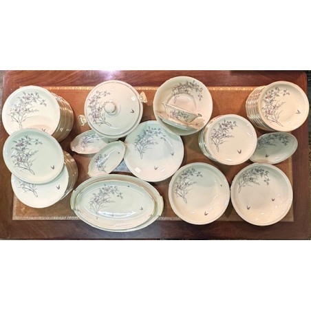 Complet service en porcelaine fine de l'ancienne Manufacture Royale de Limoges
