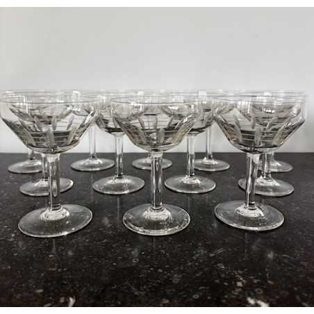 Service de 12 coupes à champagne en cristal
