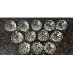 Service de 12 coupes à champagne en cristal