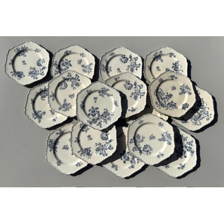 Terre de Fer - Série de 16 assiettes octogonales au décor floral bleu