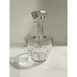 Baccarat- Carafe en cristal...