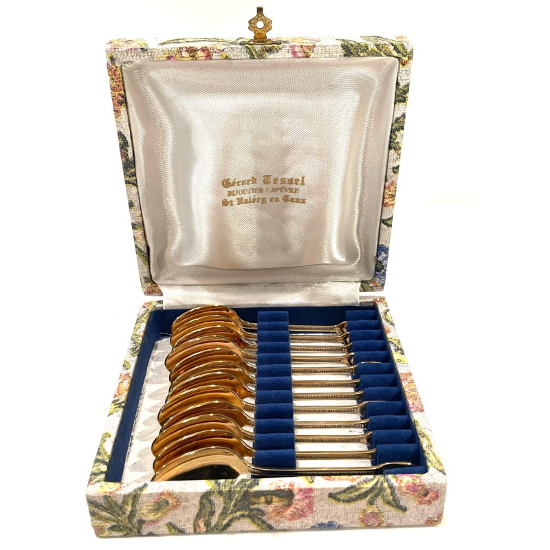 Coffret de 12 cuillères à moka en Vermeil