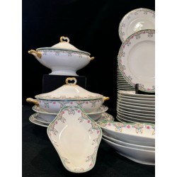 Limoges WG & C° - Entier service de vaisselle en porcelaine